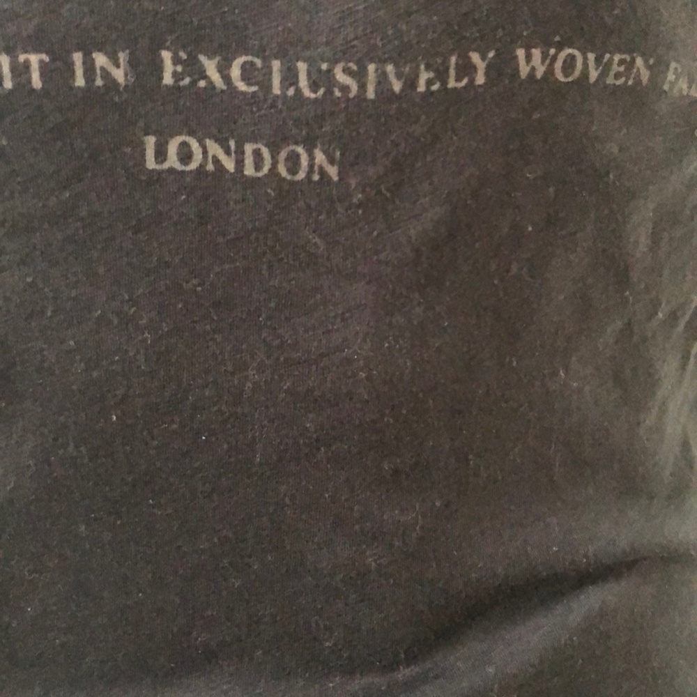 Burberry Brit Black Graphic T-Shirt Mens Size Small - Picture 5 of 7